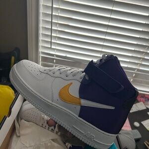 07 NBA lakers Air Force one high top
